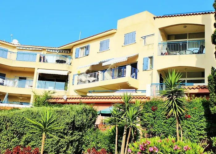 Regina Gardens, Phase 1